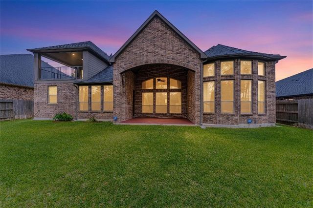 1006 Blossom Field Lane, Pinehurst, TX 77362