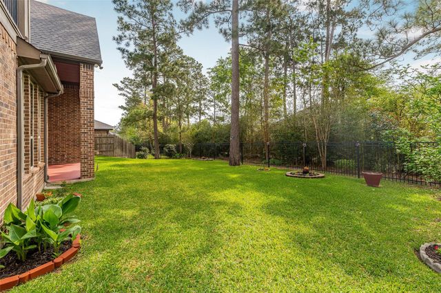 1006 Blossom Field Lane, Pinehurst, TX 77362