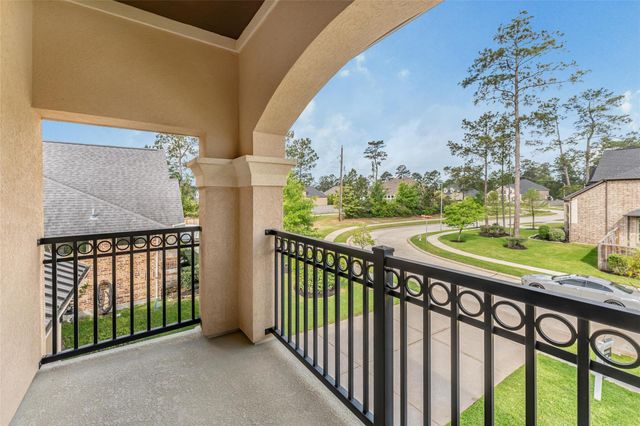 1006 Blossom Field Lane, Pinehurst, TX 77362