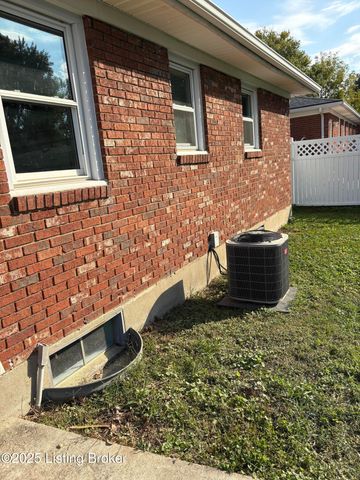 5006 Tumeric Ln, Louisville, KY 40258