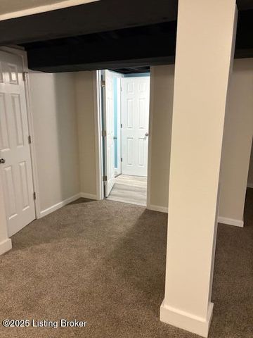 5006 Tumeric Ln, Louisville, KY 40258