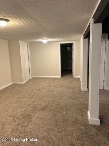 5006 Tumeric Ln, Louisville, KY 40258