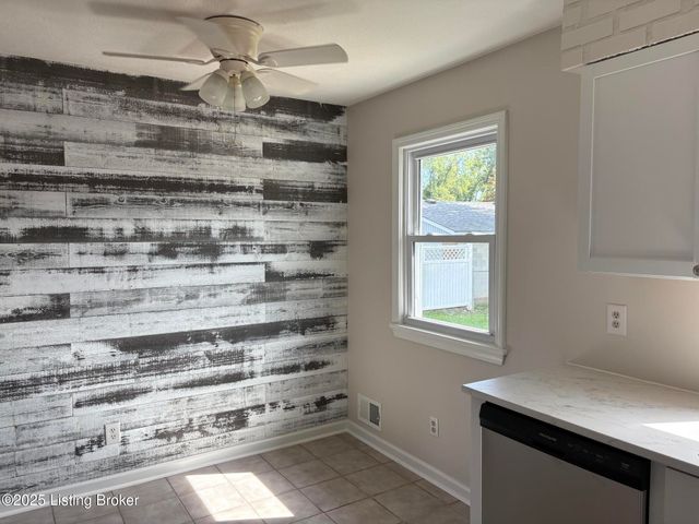 5006 Tumeric Ln, Louisville, KY 40258