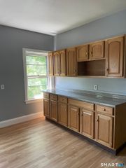 69-71 Cabot Street, Hartford, CT 06112