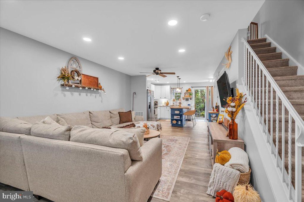 809 DARRETT CT, Sewell, NJ 08080 — photo 4