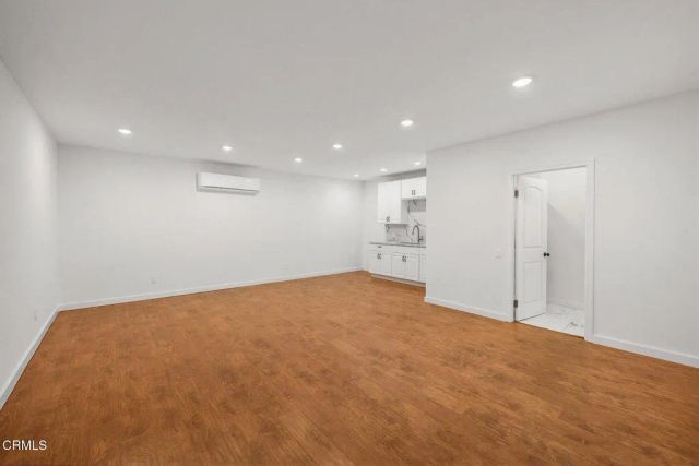 900 E Glenoaks, Glendale, CA 91207