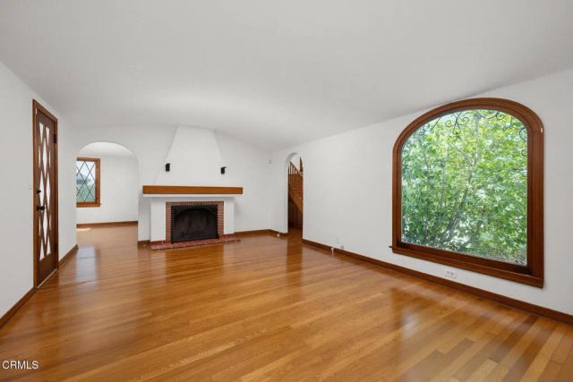 900 E Glenoaks, Glendale, CA 91207