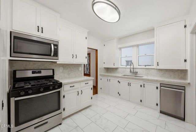 900 E Glenoaks, Glendale, CA 91207