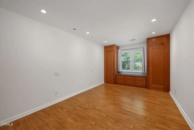 900 E Glenoaks, Glendale, CA 91207
