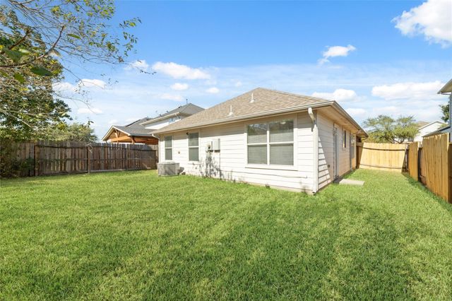 9030 Serena Lane, Humble, TX 77338