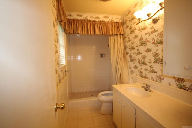 911 Ash Street, Nashville, AR 71852