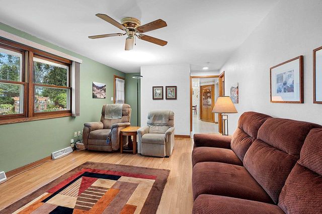 936 ST MARYS STREET, De Pere, WI 54115