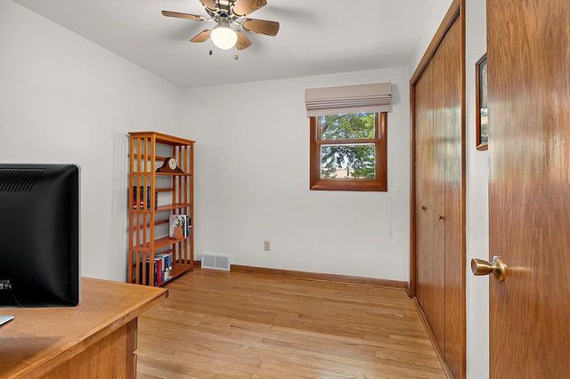 936 ST MARYS STREET, De Pere, WI 54115