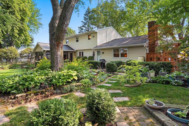 936 ST MARYS STREET, De Pere, WI 54115