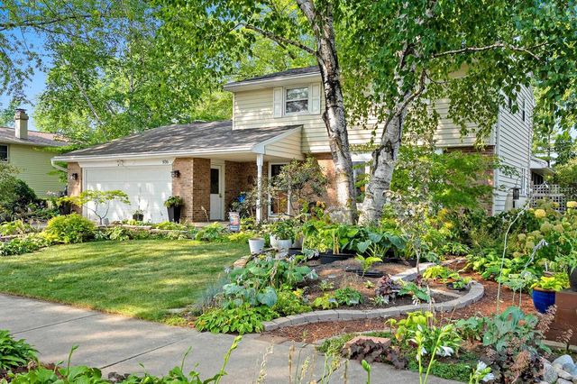 936 ST MARYS STREET, De Pere, WI 54115