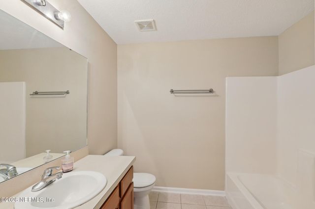 7067 DEER LODGE Circle 106, Jacksonville, FL 32256