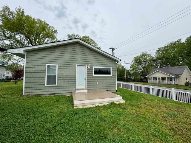 330 W Birnie Street, Gaffney, SC 29341