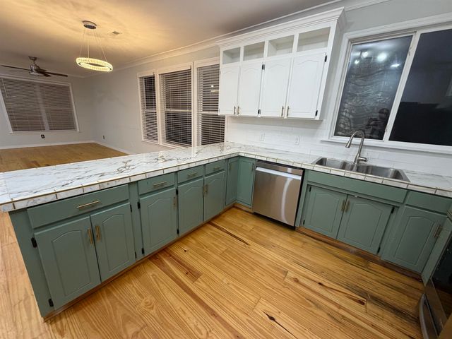 330 W Birnie Street, Gaffney, SC 29341