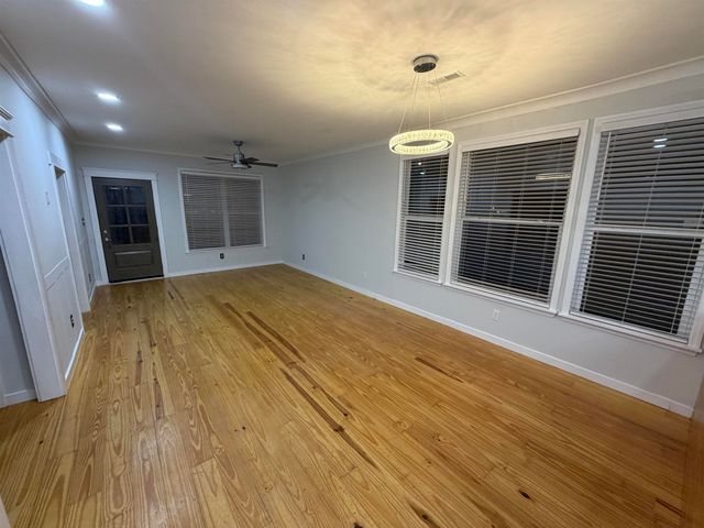 330 W Birnie Street, Gaffney, SC 29341