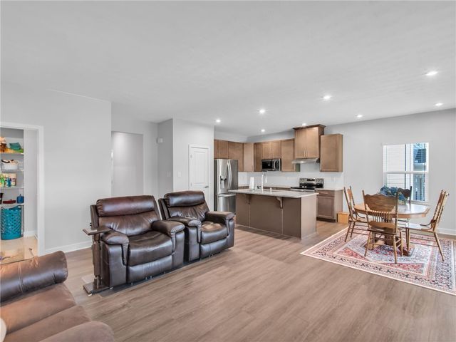 1335 Deer Valley Drive, Miamisburg, OH 45342