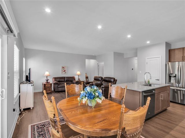 1335 Deer Valley Drive, Miamisburg, OH 45342