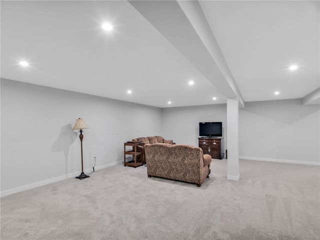 1335 Deer Valley Drive, Miamisburg, OH 45342