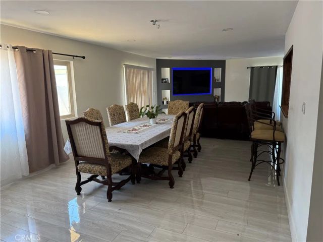 1710 Garretson Avenue, Corona, CA 92879