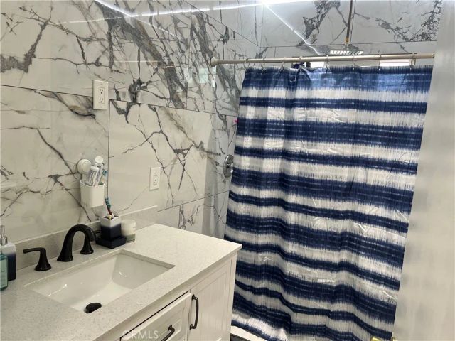 1710 Garretson Avenue, Corona, CA 92879