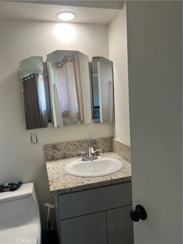 1710 Garretson Avenue, Corona, CA 92879