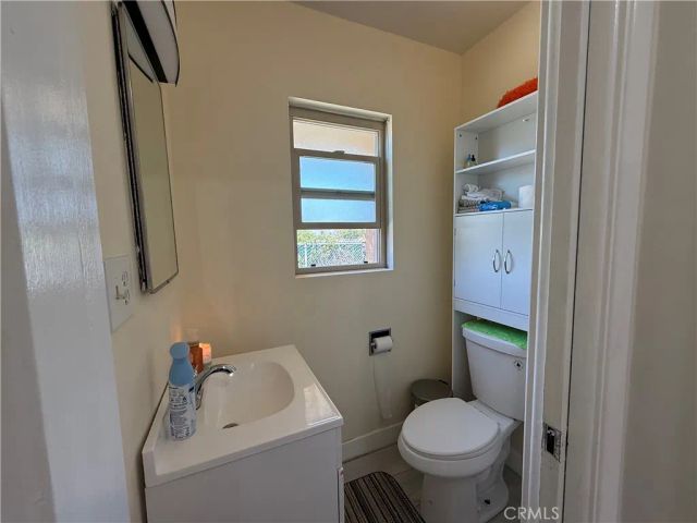 1710 Garretson Avenue, Corona, CA 92879