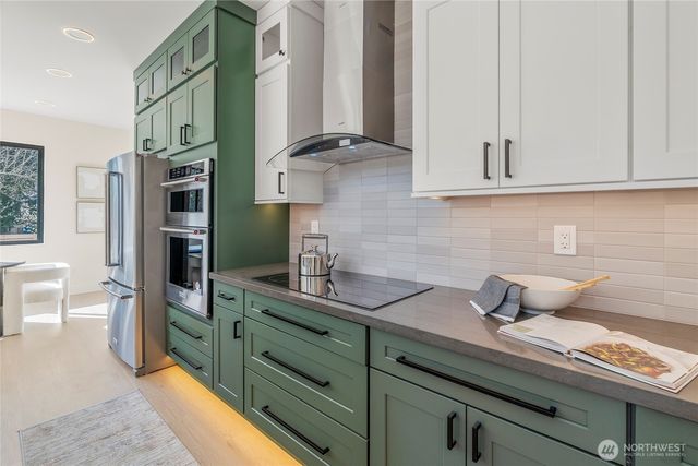 11279 59th Avenue S, Seattle, WA 98178