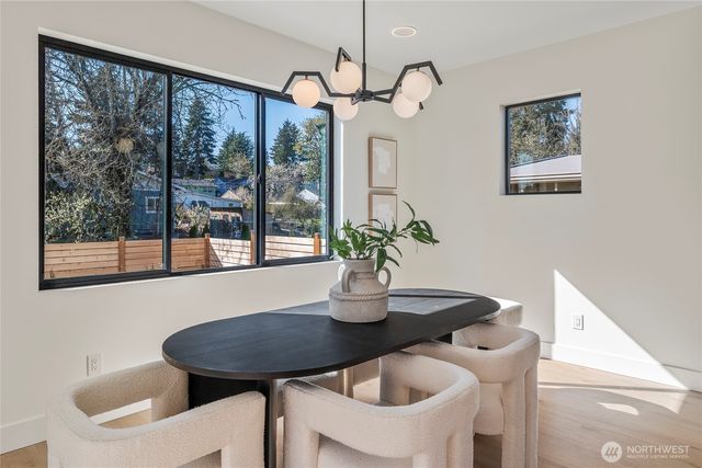 11279 59th Avenue S, Seattle, WA 98178