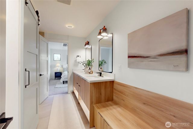 11279 59th Avenue S, Seattle, WA 98178