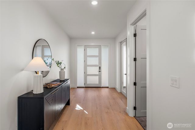 11279 59th Avenue S, Seattle, WA 98178