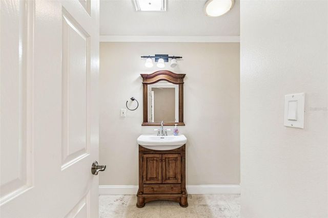 1900 CAPRI ROAD, Valrico, FL 33594