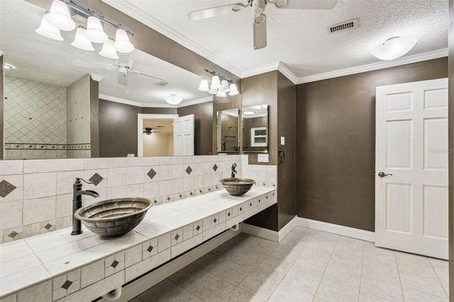 1900 CAPRI ROAD, Valrico, FL 33594