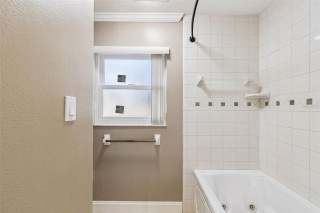 1900 CAPRI ROAD, Valrico, FL 33594