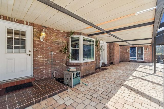 1900 CAPRI ROAD, Valrico, FL 33594