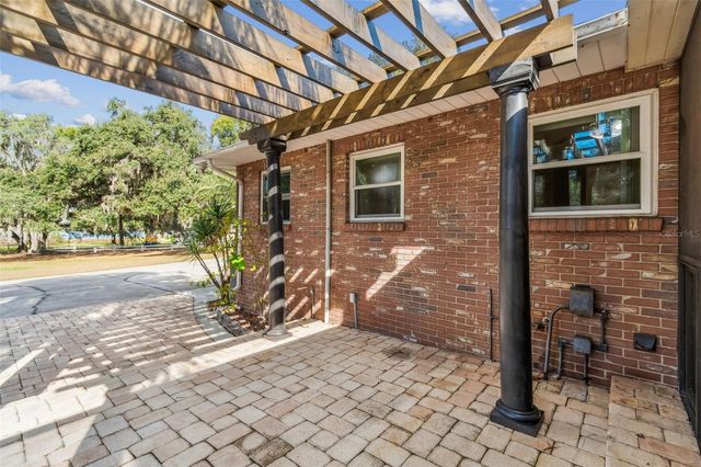 1900 CAPRI ROAD, Valrico, FL 33594