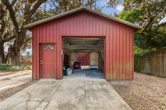 1900 CAPRI ROAD, Valrico, FL 33594