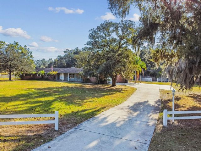 1900 CAPRI ROAD, Valrico, FL 33594