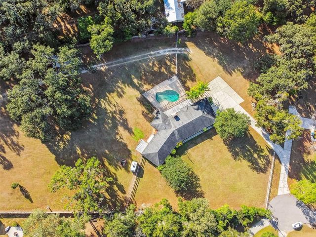 1900 CAPRI ROAD, Valrico, FL 33594