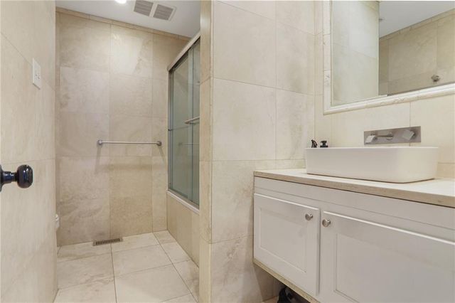 4146 Brookview SE Drive, Atlanta, GA 30339