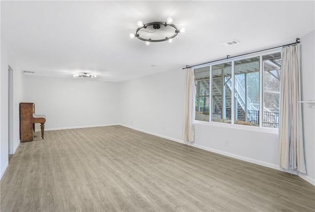 4146 Brookview SE Drive, Atlanta, GA 30339