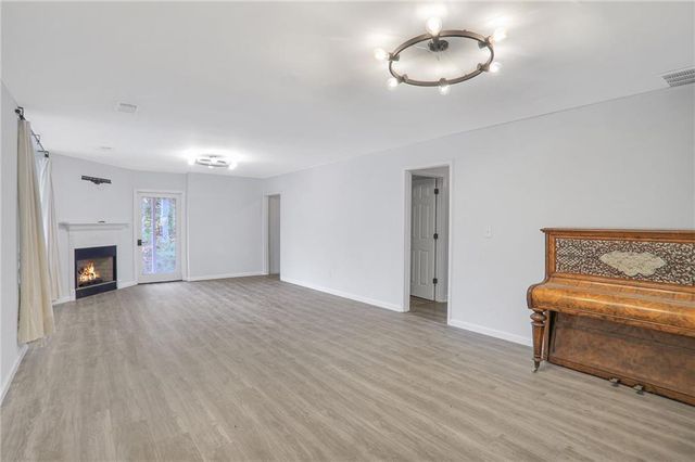 4146 Brookview SE Drive, Atlanta, GA 30339