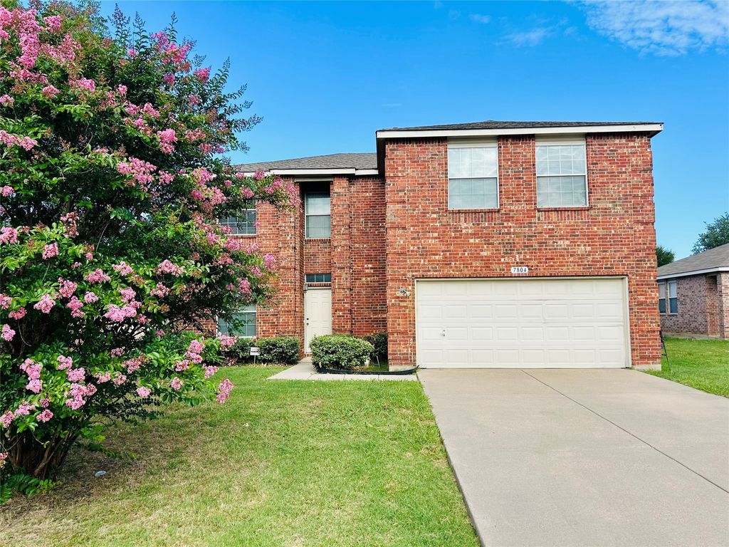 7804 Hidden Path Lane, Denton, TX 76210