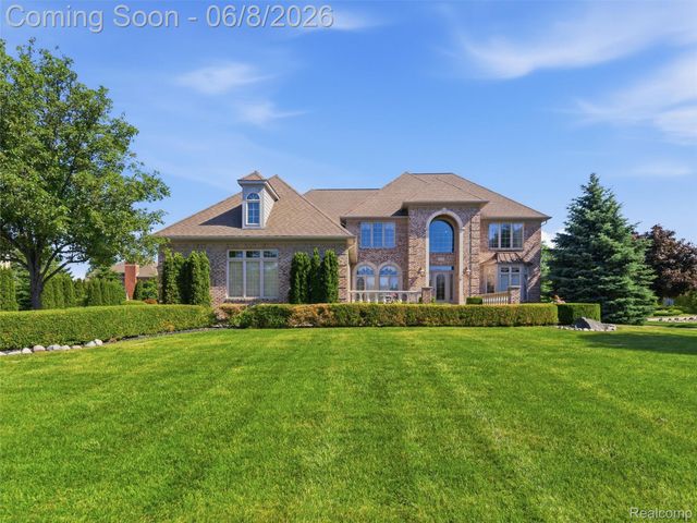 54150 Queensborough Drive, Shelby Charter Township, MI 48315