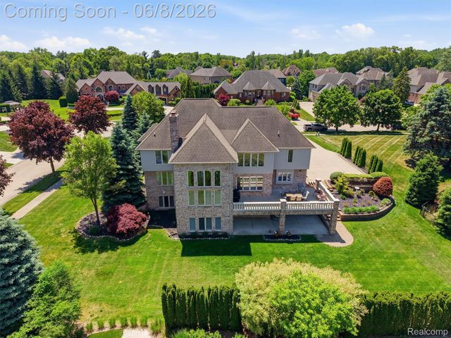 54150 Queensborough Drive, Shelby Charter Township, MI 48315