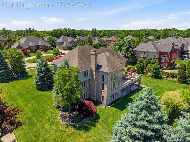 54150 Queensborough Drive, Shelby Charter Township, MI 48315
