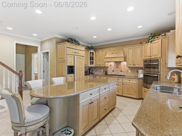 54150 Queensborough Drive, Shelby Charter Township, MI 48315